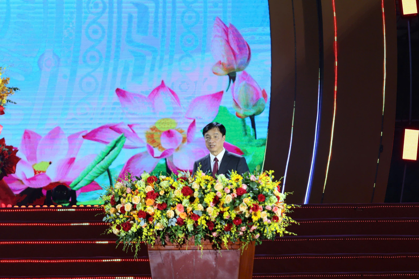 Chủ nhiệm UBKT Trung ương Nguyễn Duy Ngọc phát biểu tại buổi lễ.