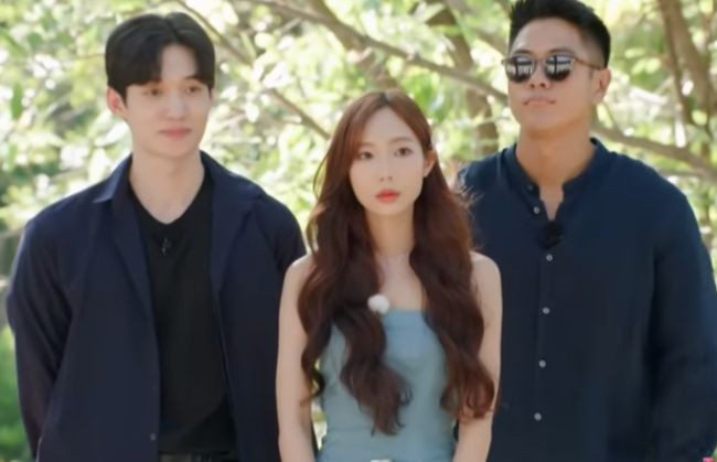 Yuna Vũ gây tranh cãi vì liên tục thay đổi đối tượng hẹn hò. Yuna Vũ gây tranh cãi vì liên tục thay đổi đối tượng hẹn hò.