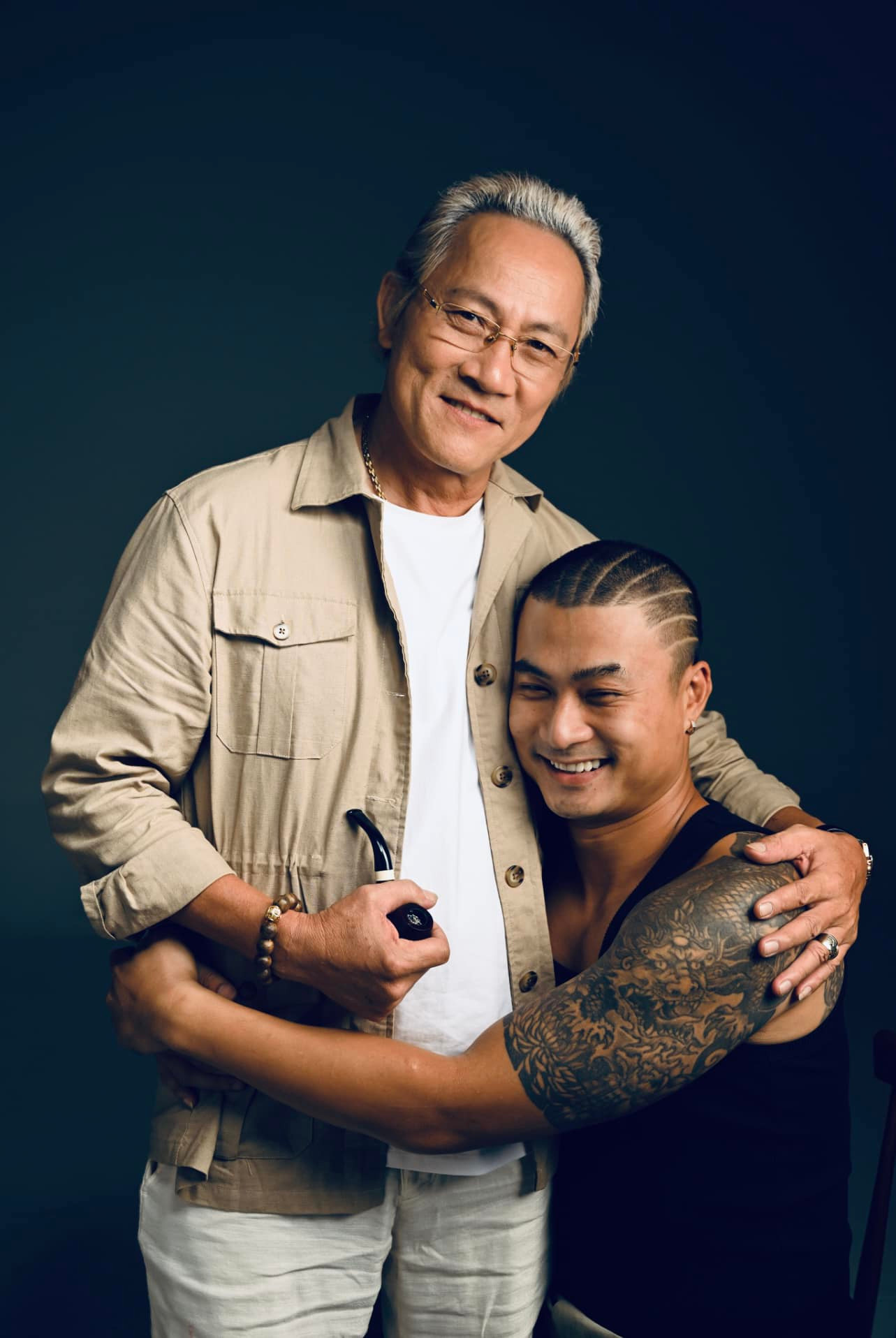 Duy Hưng chia sẻ anh cảm giác như mất người thân thực sự trong cảnh quay NSƯT Hoàng Hải qua đời. Duy Hưng chia sẻ anh cảm giác như mất người thân thực sự trong cảnh quay NSƯT Hoàng Hải qua đời.