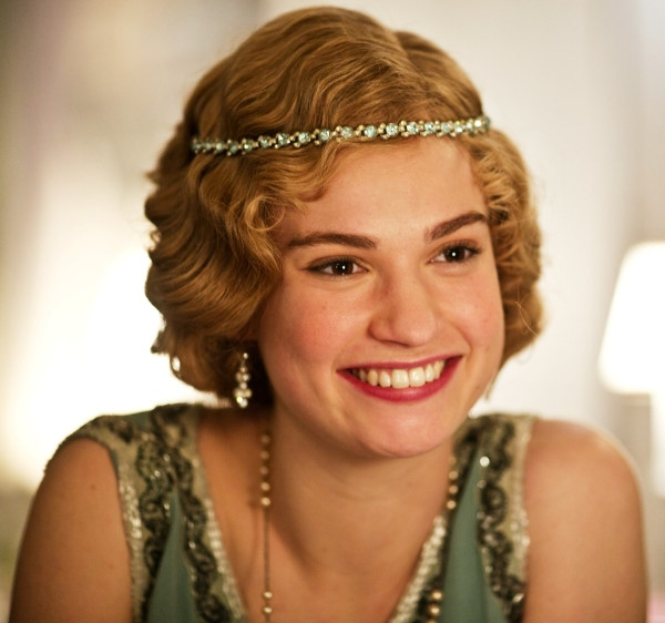 Vẻ đẹp trong veo của nàng 'Lọ Lem' Lily James ảnh 11