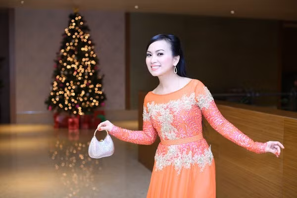 Phương Thanh, Thu Minh, Hà Hồ và những bộ cánh tiền tỷ ảnh 8