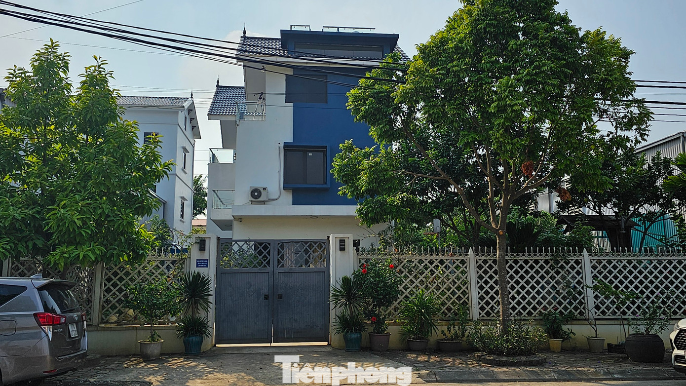 UBND huyện Hoài Đức có phương án xử lý vi phạm đất đai, trật tự xây dựng, giám sát chặt chẽ sử dụng đất tại cụm công nghiệp làng nghề Dương Liễu, đảm bảo không có trường hợp sử dụng đất vào mục đích để ở. Tăng cường kiểm tra xử lý vi phạm về phòng cháy chữa cháy, rà soát việc chấp hành về thuế đối với các doanh nghiệp, hộ sản xuất kinh doanh.