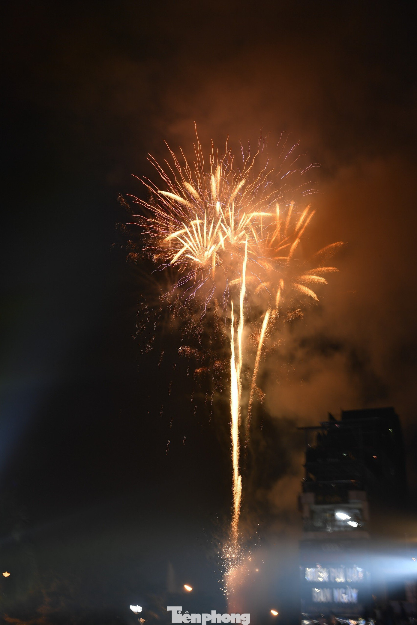 Ngay sau khi kết thúc Chương trình nghệ thuật, đã diễn ra màn pháo hoa (thời lượng 15 phút).