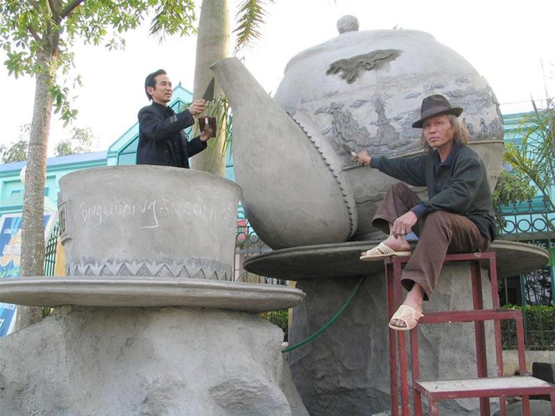 Bộ ấm chén lớn nhất Việt Nam