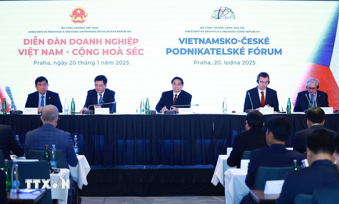 Thủ tướng Phạm Minh Chính dự Diễn đàn doanh nghiệp Việt Nam-Séc. (Ảnh: Dương Giang/TTXVN)