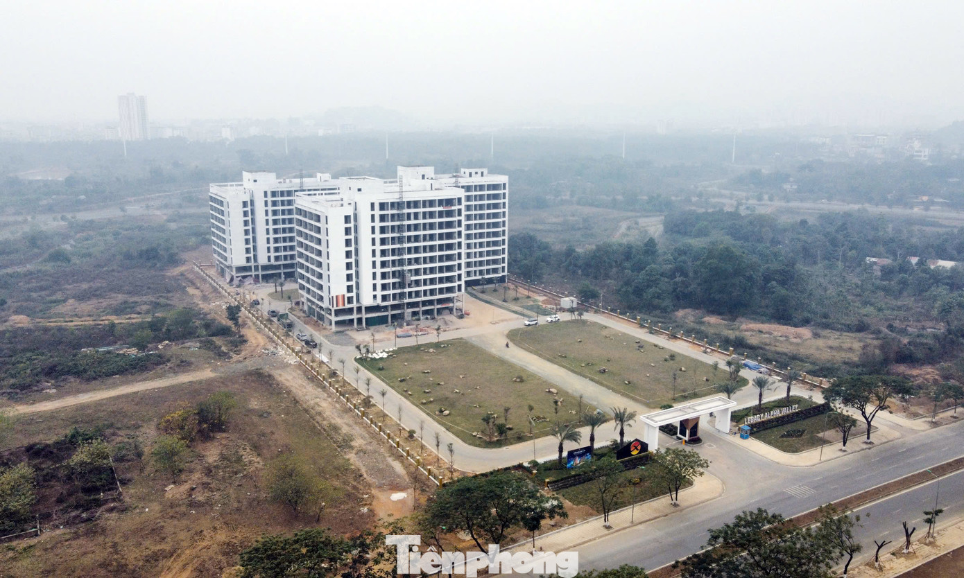 Theo ghi nhận của PV, các tòa nhà tại dự án Legacy Alpha Valley đã xây xong phần thô.