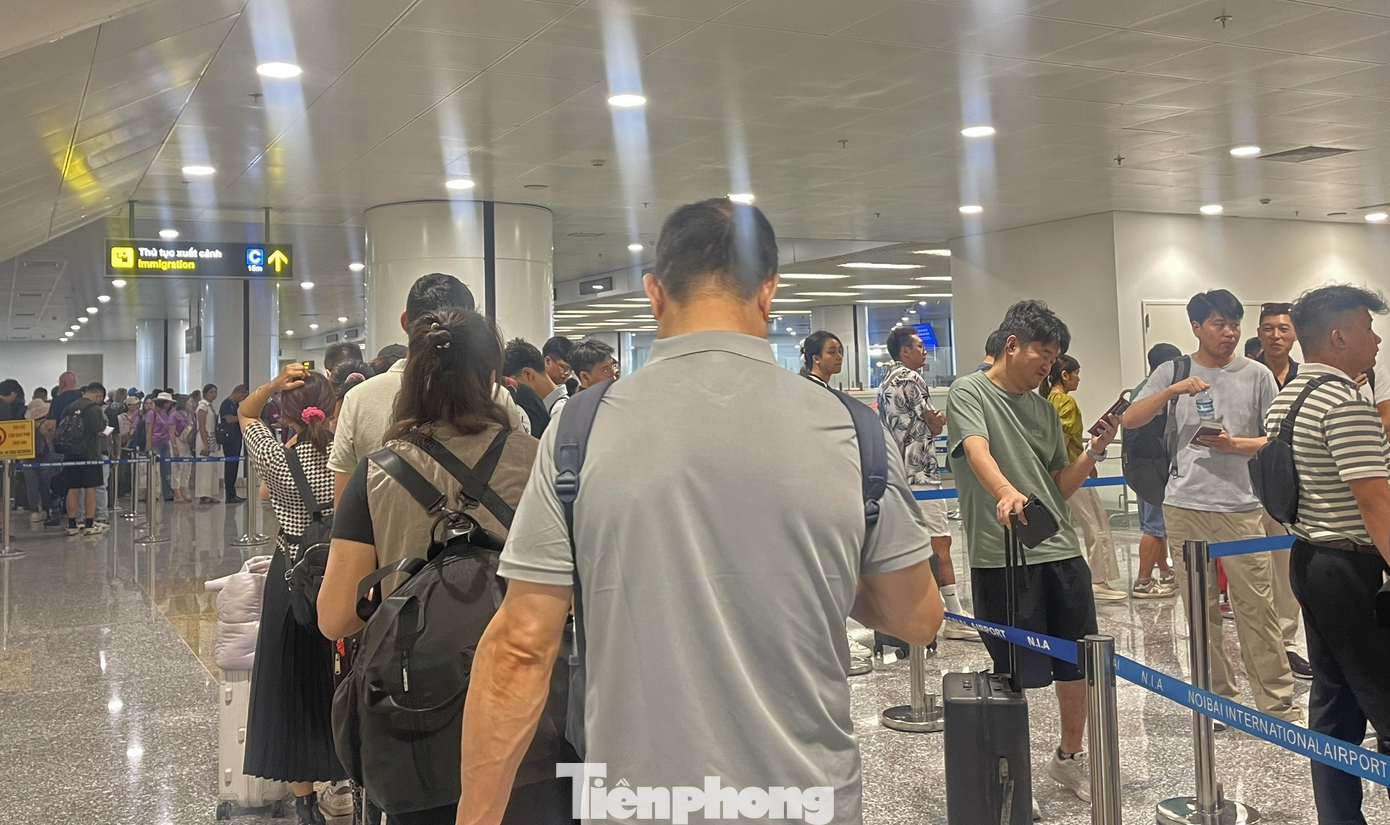 Nguyên nhân phổ biến của việc chậm chuyến bay trong tháng 5 đến từ lý do của hãng hàng không và tàu bay về muộn. Ảnh minh họa: Lộc Liên. Nguyên nhân phổ biến của việc chậm chuyến bay trong tháng 5 đến từ lý do của hãng hàng không và tàu bay về muộn. Ảnh minh họa: Lộc Liên.