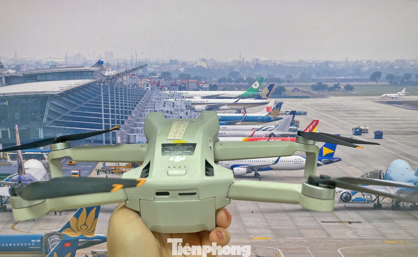 Cận cảnh một thiết bị bay không người lái đang thịnh hành hiện nay. Ảnh: Lộc Liên.