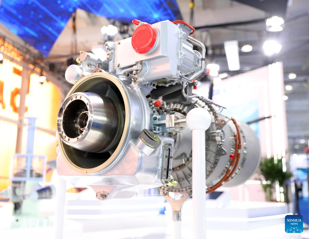 Động cơ máy bay AES100 do Trung Quốc tự phát triển sẽ được sản xuất hàng loạt. Ảnh: Tân Hoa Xã. Động cơ máy bay AES100 do Trung Quốc tự phát triển sẽ được sản xuất hàng loạt. Ảnh: Tân Hoa Xã.