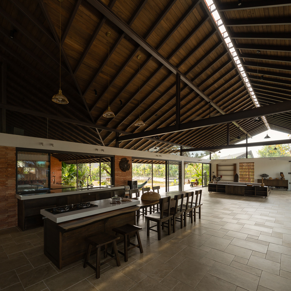 Thiết kế ngôi nhà theo phong cách mở, để chào đón những làn gió tự nhiên.