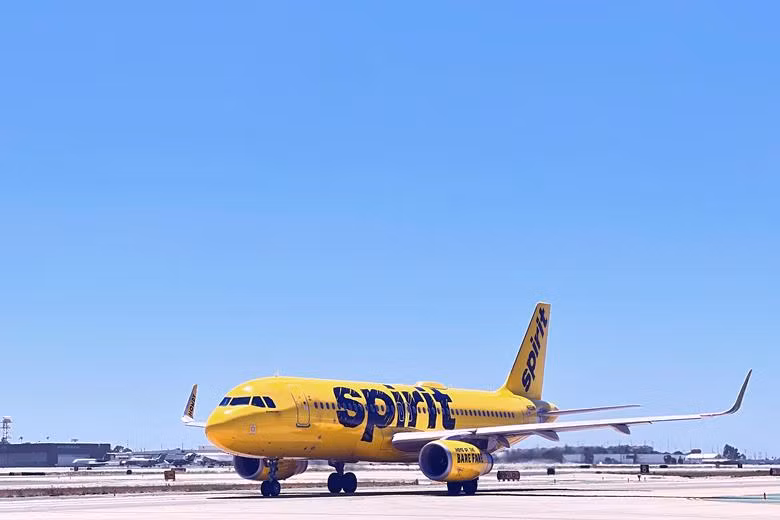 Hãng hàng không giá rẻ Spirit Airlines của Mỹ đang cân nhắc việc ngừng nhận máy bay Airbus do châu Âu sản xuất vì căng thẳng thuế quan. Ảnh: Los Angeles International airport.