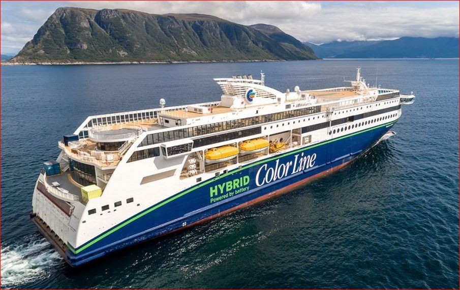 Các tàu biển có thể bị tính phí 380 USD, tương đương gần 10 triệu đồng cho mỗi tấn khí CO2 phát thải vượt ngưỡng cho phép. Ảnh: Ulstein. Các tàu biển có thể bị tính phí 380 USD, tương đương gần 10 triệu đồng cho mỗi tấn khí CO2 phát thải vượt ngưỡng cho phép. Ảnh: Ulstein.