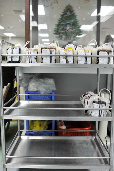 Những ngày cao điểm, Viện Huyết học & Truyền máu T.Ư thu được 130 đơn vị máu, số lượng đơn vị máu này không thể đáp ứng nổi, ngoài ra còn phải chi viện cho các bệnh viện khác.