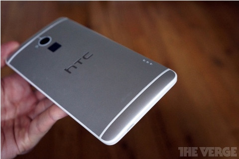 Ốp nhôm mang cảm giác cao cấp và sang trọng