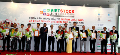 Trang trại bò sữa của Vinamilk nhận giải xuất sắc nhất VN ảnh 2