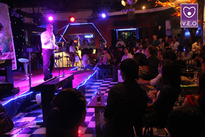 V.E.O tổ chức đêm nhạc gây quỹ cho chương trình “Nắng ấm biên cương“ ảnh 2