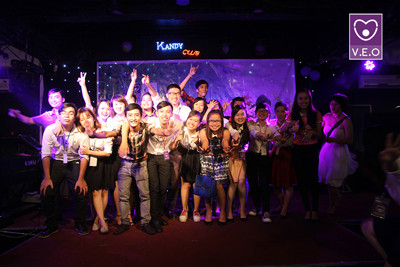 V.E.O tổ chức đêm nhạc gây quỹ cho chương trình “Nắng ấm biên cương“ ảnh 3