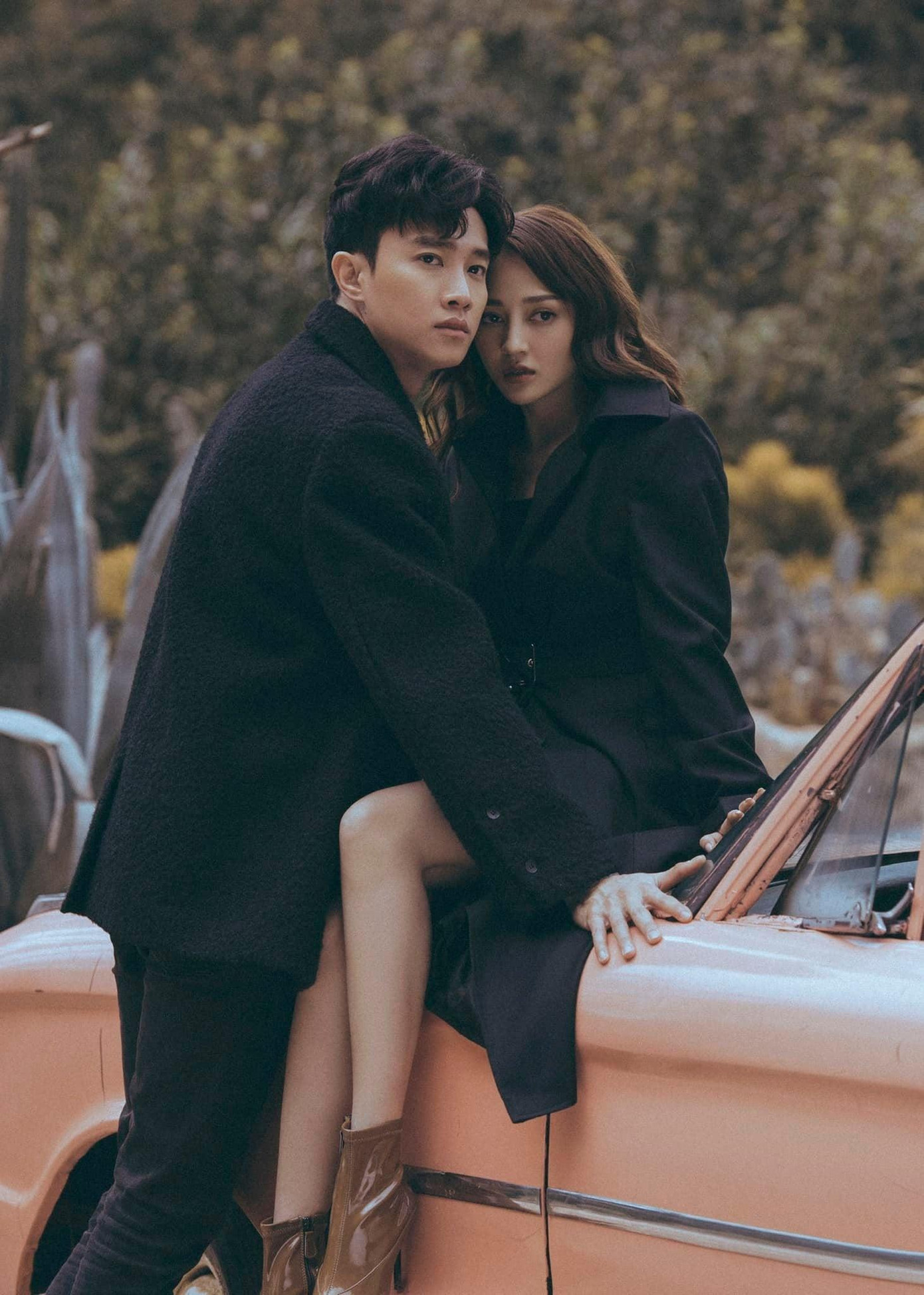 Cặp đôi tạo nên những khoảnh khắc ấm áp, ngọt lịm.