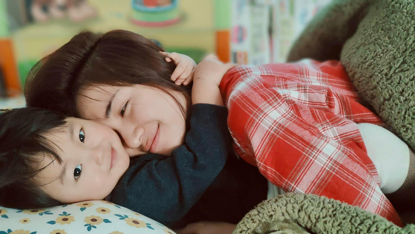 Cả cô và bạn trai đều khẳng định sẽ mãi là gia đình chăm sóc con trai, không để con trai thiếu thốn tình cảm.