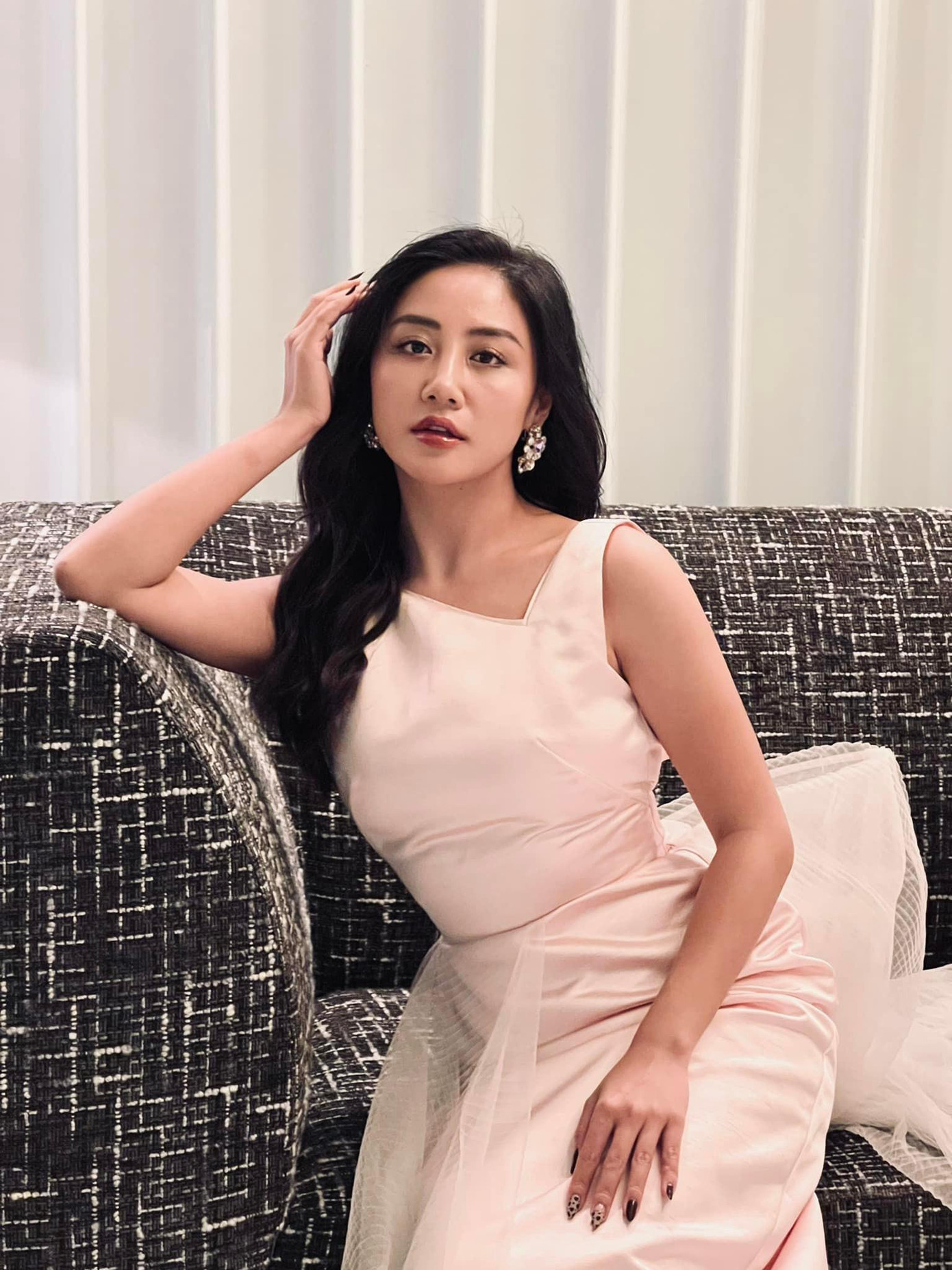 Văn Mai Hương khai mic đầu năm mới. Văn Mai Hương khai mic đầu năm mới.