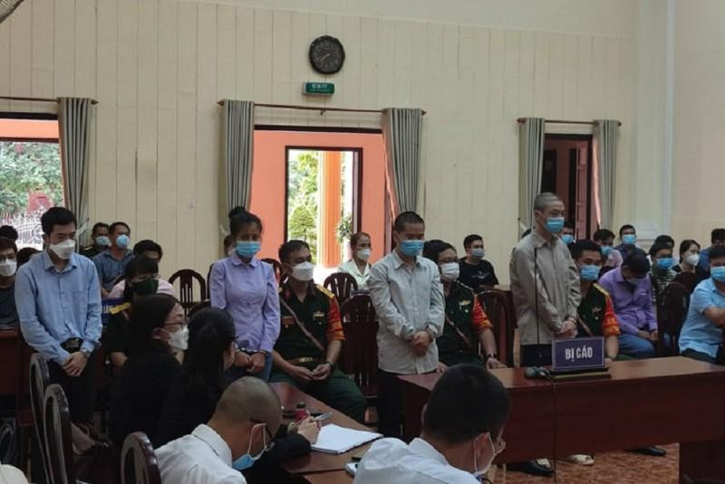 Các bị cáo tại tòa. Ảnh: THÀNH ĐẠT Các bị cáo tại tòa. Ảnh: THÀNH ĐẠT