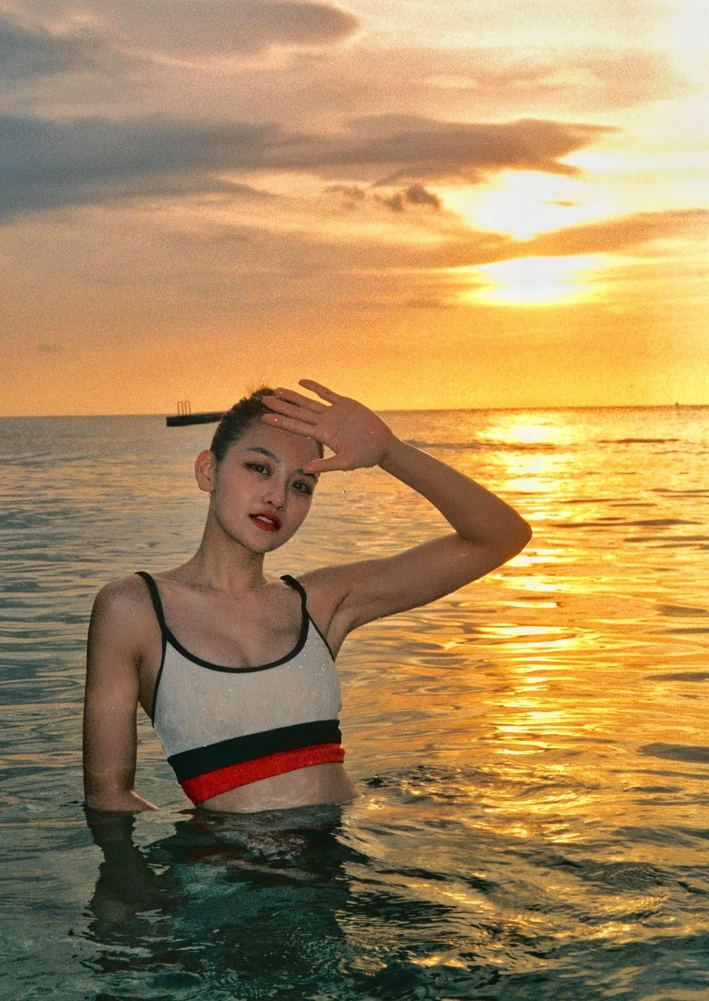 Thùy Anh (1995) được biết đến là diễn viên Nam tiến sở hữu những vai diễn ấn tượng trong "Cả một đời ân oán; Tình yêu và tham vọng; Gái già lắm chiêu,...".