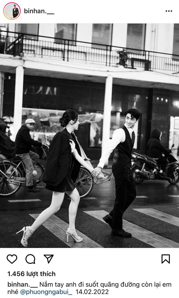 Từ phía Bình An, nam diễn viên đăng tải ảnh cùng bạn đời cùng dòng trạng thái ngọt ngào: "Nắm tay anh đi suốt quãng đường còn lại em nhé".