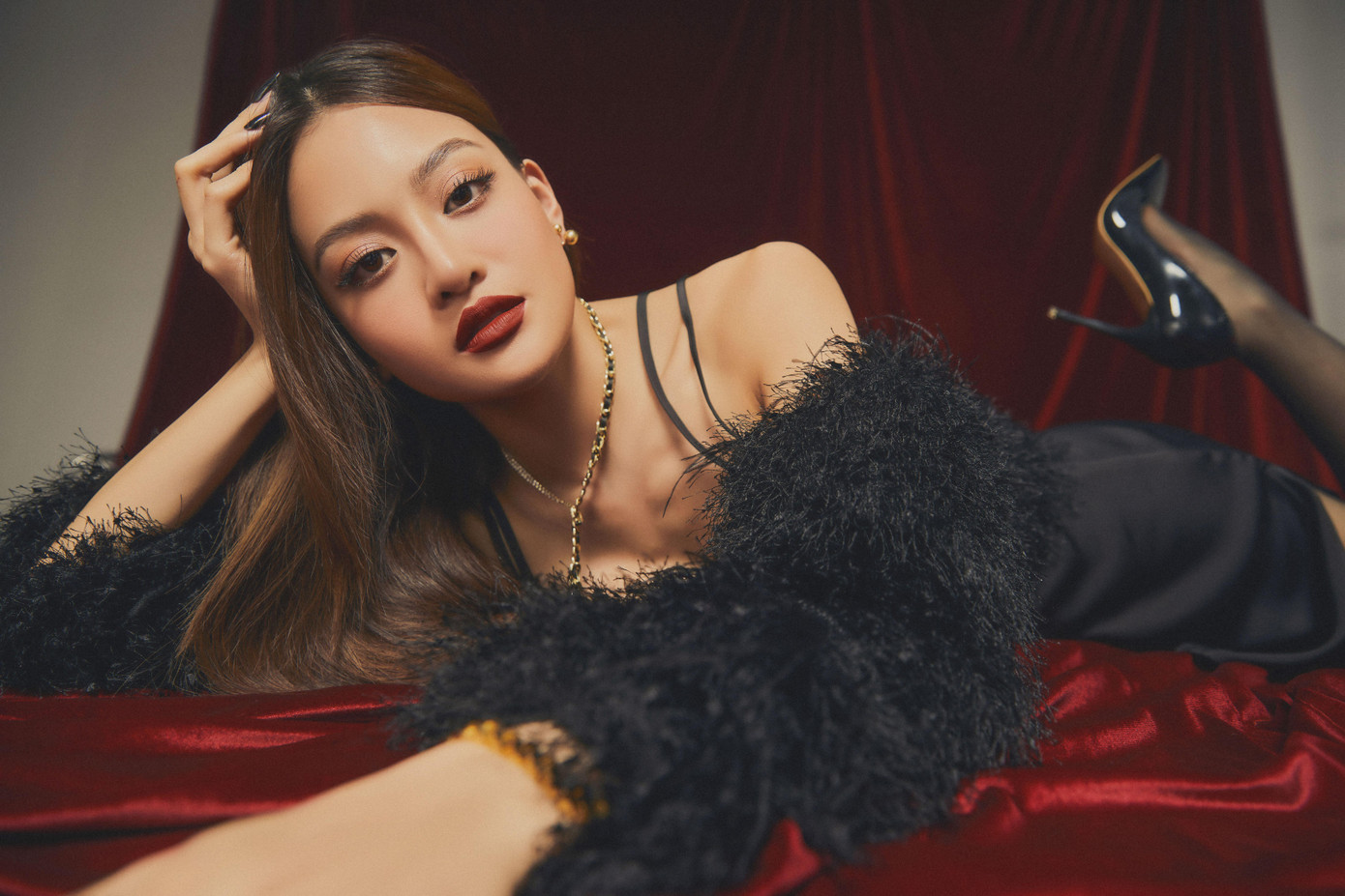 Trong "The Champion - nhà vô địch", Thùy Anh giành chiến thắng trong màn boxing đấu cùng Băng Di. Ngoài ra, nữ diễn viên góp mặt trong phim "Rừng Thế Mạng" có tựa tiếng Anh là Survive, được phát hành quốc tế từ ngày 28/2/2022.