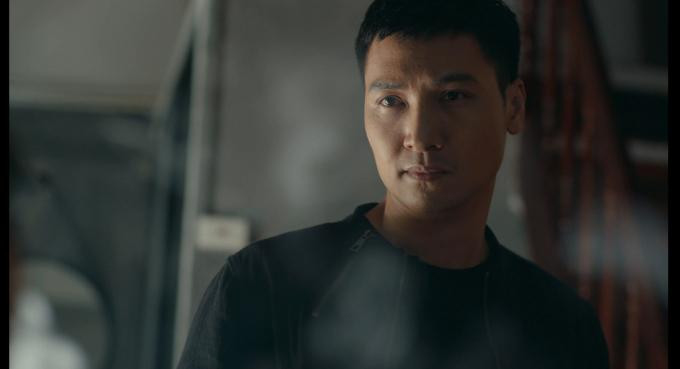 Mạnh Trường sinh năm 1985, xuất thân từ người mẫu chuyển sang diễn viên. Anh được biết đến qua các bộ phim "Bí mật tam giác vàng"; "Người đứng trong gió"; "Cả một đời ân oán"; .. Mạnh Trường sinh năm 1985, xuất thân từ người mẫu chuyển sang diễn viên. Anh được biết đến qua các bộ phim "Bí mật tam giác vàng"; "Người đứng trong gió"; "Cả một đời ân oán"; ..