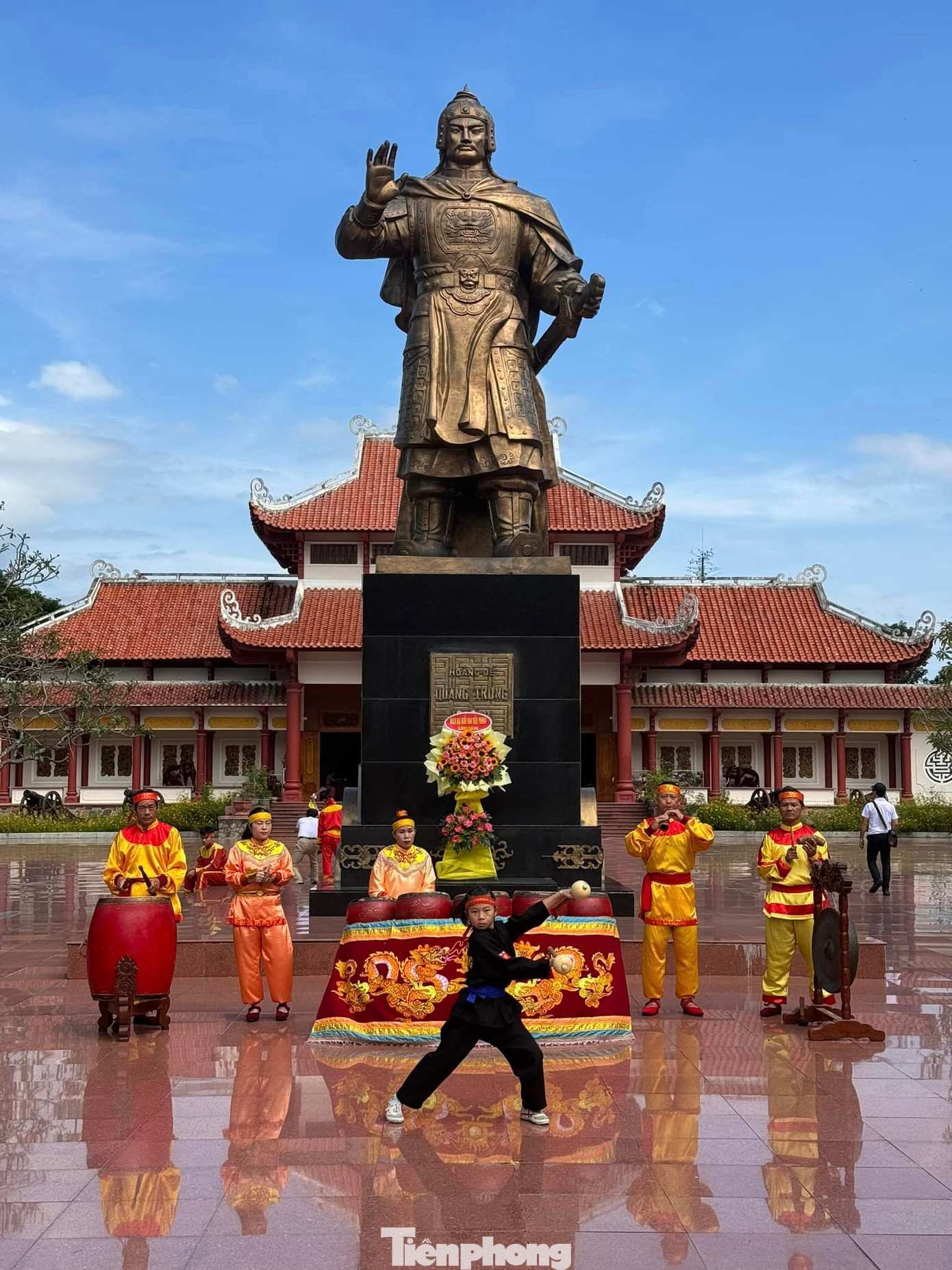 Bề dày văn hóa, lịch sử là một trong những tài nguyên du lịch của Bình Định.
