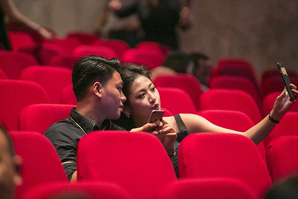 Á hậu Tú Anh dự tiệc sinh nhật người yêu ảnh 1