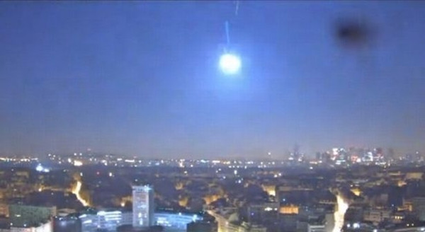 Đây là một trong những lần hiếm hoi người ta dự đoán được về một thiên thạch tác động đến Trái Đất thế nào. Ảnh: Austin Huffmaster/ Twitter. Đây là một trong những lần hiếm hoi người ta dự đoán được về một thiên thạch tác động đến Trái Đất thế nào. Ảnh: Austin Huffmaster/ Twitter.