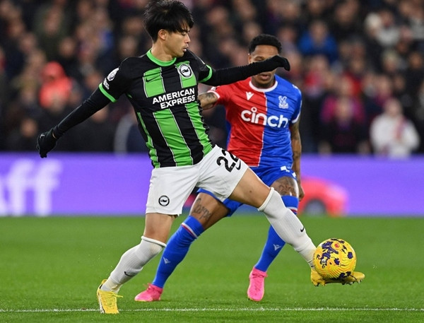 Mitoma mà nghỉ lâu thì sẽ là tổn thất lớn cho cả ĐT Nhật Bản lẫn CLB Brighton. Ảnh: AFP-JIJI. Mitoma mà nghỉ lâu thì sẽ là tổn thất lớn cho cả ĐT Nhật Bản lẫn CLB Brighton. Ảnh: AFP-JIJI.