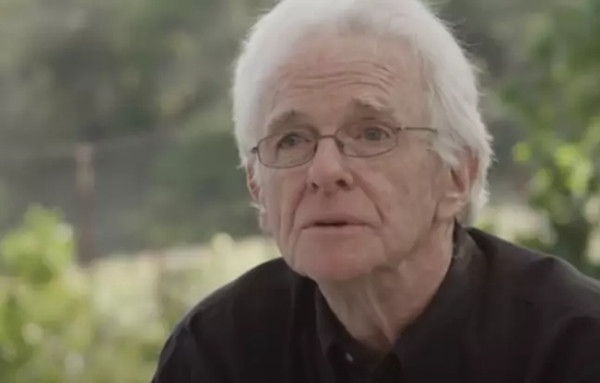 Ông Charles hiện nay. Ảnh: Slate. Ông Charles hiện nay. Ảnh: Slate.