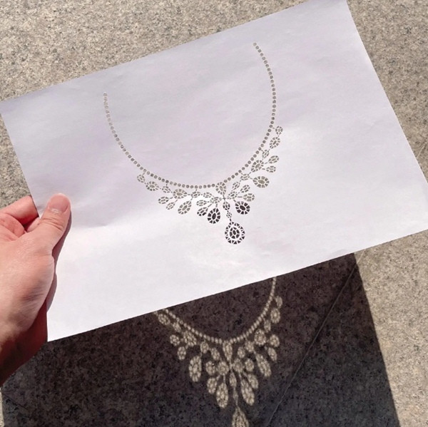 Tác phẩm trên giấy. Ảnh: Douyin. Tác phẩm trên giấy. Ảnh: Douyin.