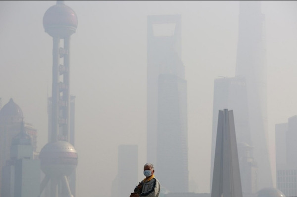 Một đợt ô nhiễm không khí nặng từng xảy ra ở Thượng Hải (Trung Quốc). Ảnh: Xiao Junwei/ AP. Một đợt ô nhiễm không khí nặng từng xảy ra ở Thượng Hải (Trung Quốc). Ảnh: Xiao Junwei/ AP.