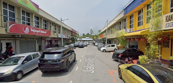 Đây là con phố nơi xảy ra hiện tượng nói trên khi chụp vào ban ngày. Ảnh: Google Maps. Đây là con phố nơi xảy ra hiện tượng nói trên khi chụp vào ban ngày. Ảnh: Google Maps.