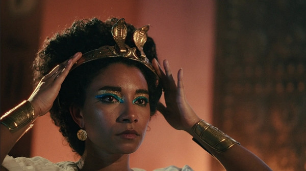 Nữ diễn viên Adele James trong vai Nữ hoàng Cleopatra. Ảnh: Netflix. Nữ diễn viên Adele James trong vai Nữ hoàng Cleopatra. Ảnh: Netflix.