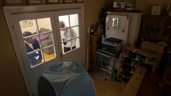 Đồ đạc trong nhà có thể liên quan đến động vật phải để riêng trong một phòng. Ảnh: Sky News. Đồ đạc trong nhà có thể liên quan đến động vật phải để riêng trong một phòng. Ảnh: Sky News.