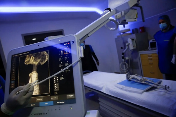 Các bác sĩ nói không tìm thấy "bằng chứng nào về sự sắp đặt hay tác động vào hộp sọ" của các hóa thạch. Ảnh: NY Post. Các bác sĩ nói không tìm thấy "bằng chứng nào về sự sắp đặt hay tác động vào hộp sọ" của các hóa thạch. Ảnh: NY Post.