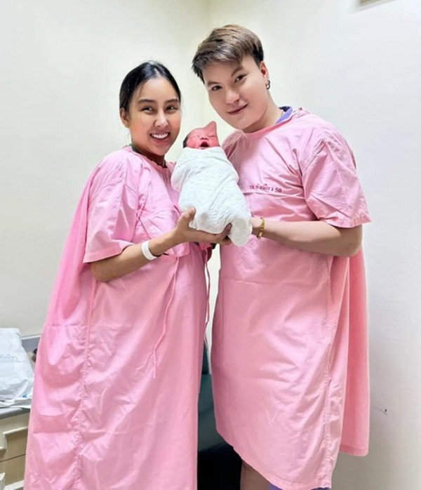 Gia đình nhỏ hạnh phúc. Ảnh: Facebook. Gia đình nhỏ hạnh phúc. Ảnh: Facebook.