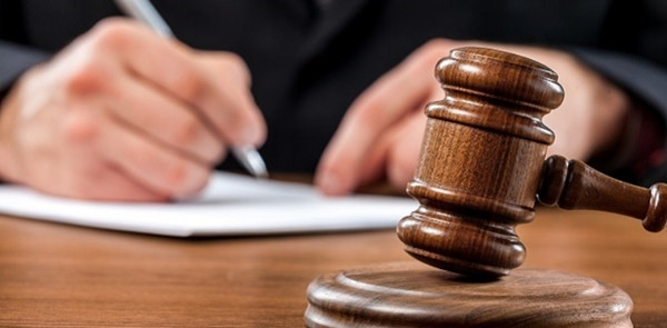 Tòa phúc thẩm quyết định giảm số tiền bồi thường mà nạn nhân được nhận. Ảnh minh họa: Getty.