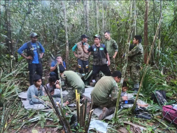 4 trẻ em khi được tìm thấy. Ảnh: AP. 4 trẻ em khi được tìm thấy. Ảnh: AP.