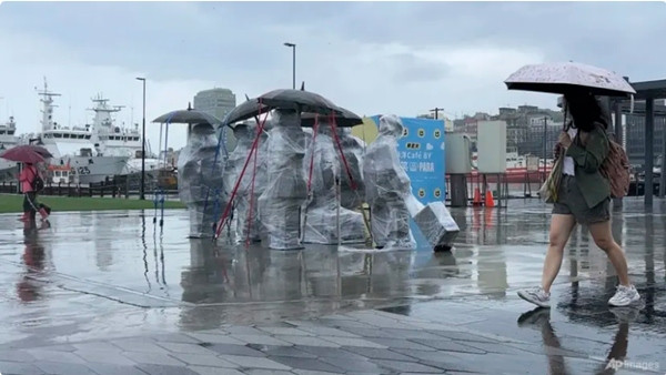 Mưa do ảnh hưởng của bão Khanun ở Đài Loan (Trung Quốc), ảnh chụp ngày 3/8. Ảnh: Johnson Lai/ AP.