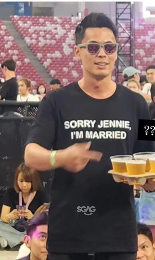 Tội nghiệp Jennie, cô không thể có cơ hội với anh chàng này rồi. Ảnh: Sgag.