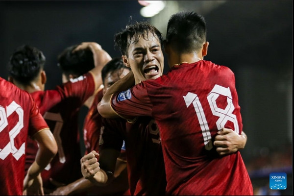 Nguyễn Văn Toàn (giữa) là cầu thủ được đánh giá cao nhất trong ĐT Việt Nam hiện tại. Ảnh: Rouelle Umali/ Xinhua).