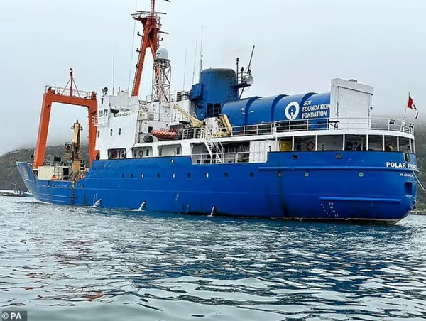 Tàu mẹ Polar Prince. Ảnh: PA. Tàu mẹ Polar Prince. Ảnh: PA.