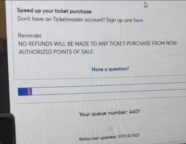 Số xếp hàng là 4401. Ảnh: Kimi.