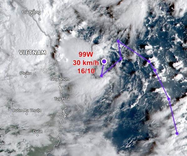 Đường đi thay đổi liên tục và vị trí của vùng áp thấp 99W. Ảnh: Zoom Earth. Đường đi thay đổi liên tục và vị trí của vùng áp thấp 99W. Ảnh: Zoom Earth.