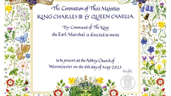 Giấy mời chính thức tới dự lễ đăng quang của Vua Charles III. Ảnh: Sky News.